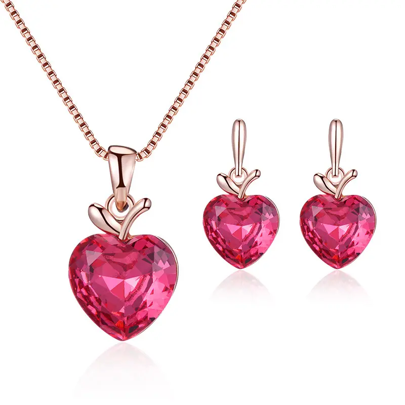 Elegant 3-Piece Jewelry Set for Women, Rhinestone Teardrop Pendant for Chain and Earrings with Alloy Base, Party Gift, For Females, Heart Motif, Party Wear