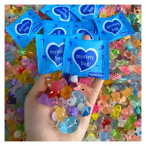 50 psc Color Mini Resin Animal Ornaments, Luminous Resin Cute Animal Decorations, Creative Decorations for Home Office Desk, Cute Collectible Figurines，2026 New Year's Gift Glow In The Dark