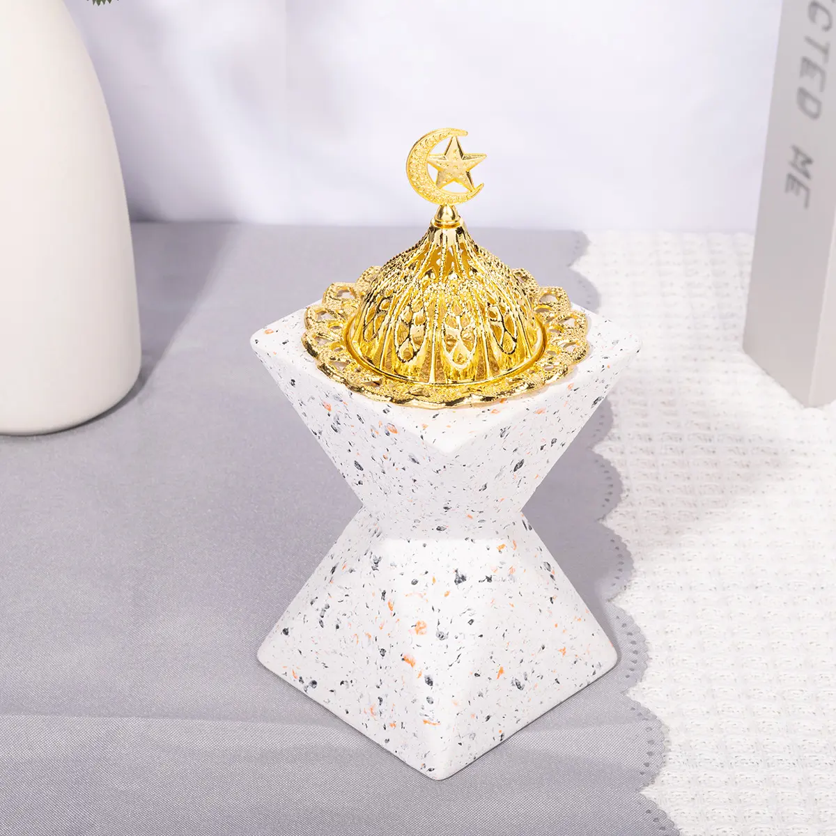 Boho Style Ceramic Scented Incense Burner with Moon & Star Gold Lid, Ideal for Frankincense & Myrrh, Perfect for Meditation & Yoga, Aromatic Scent, Scent, Fragrance, Aroma For Home, Decor