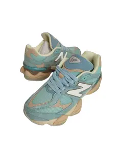 woke gray-blue retro sports running shoes, unique design combining retro fashion and comfort, breathable and refreshing, enhancing the retro sports appeal, Running Sneakers