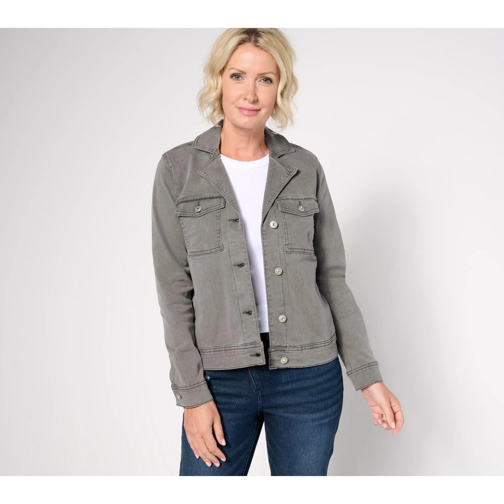 Denim & Co. Grey Wash Classic Denim Jacket With Pockets Denim & Co. Grey Wash Classic Denim Jacket With Pockets