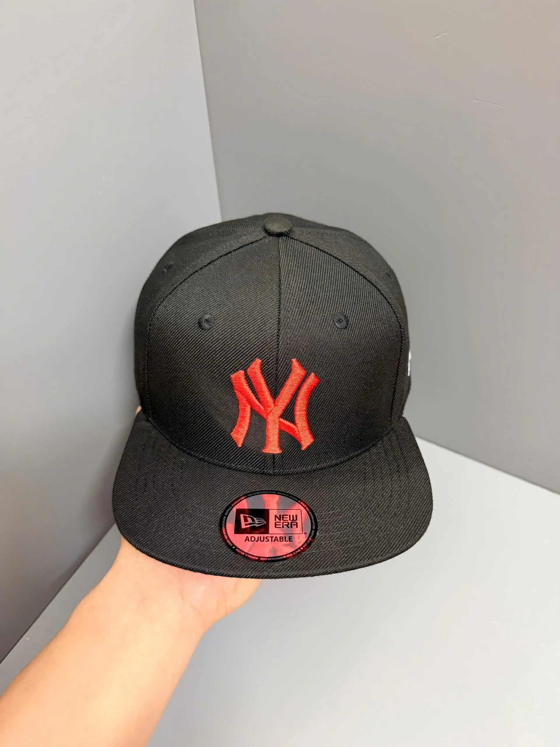 New Era 9FIFTY New York Yankees Snapback Hat Flat Bill Adjustable Raised Embroidered Red NY Logo Classic Baseball Cap
