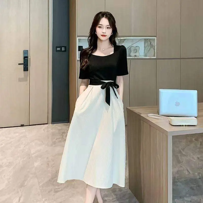 Masiel Square-neck Dress