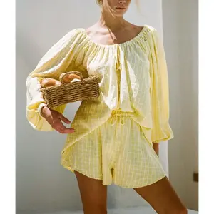 Women’s plaid outfit: long-sleeve tie-neck crew-neck T-shirt with elastic-waist shorts — summer set