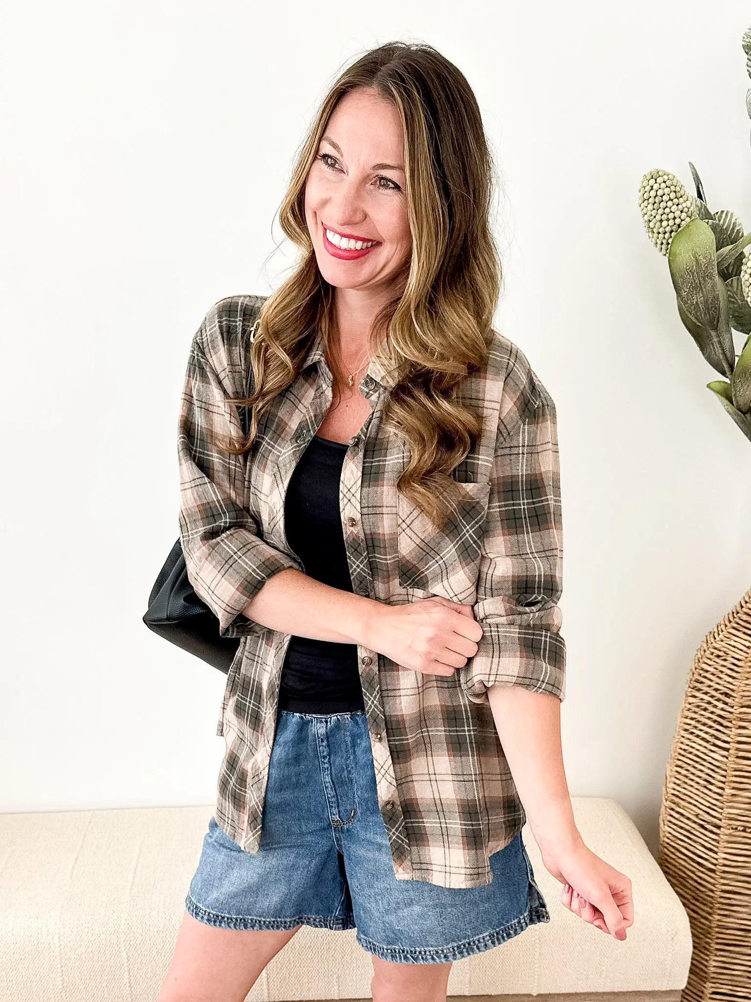 Casual Checkered Blouses for Women, Long Sleeve Button-Down Cotton Flannel Shirt for Layering, Lightweight Relaxed Fit, Tops, Plaid Flannel, Flannel Pattern