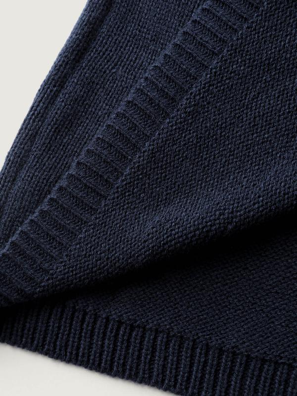 BLOOMCHIC Indigo Cable Knit Cinched-Flared Waist Knit Cardigan with Long Sleeves and Kimono Collar for Timeless Style Fit Knitting Knitwear Women Womenswear