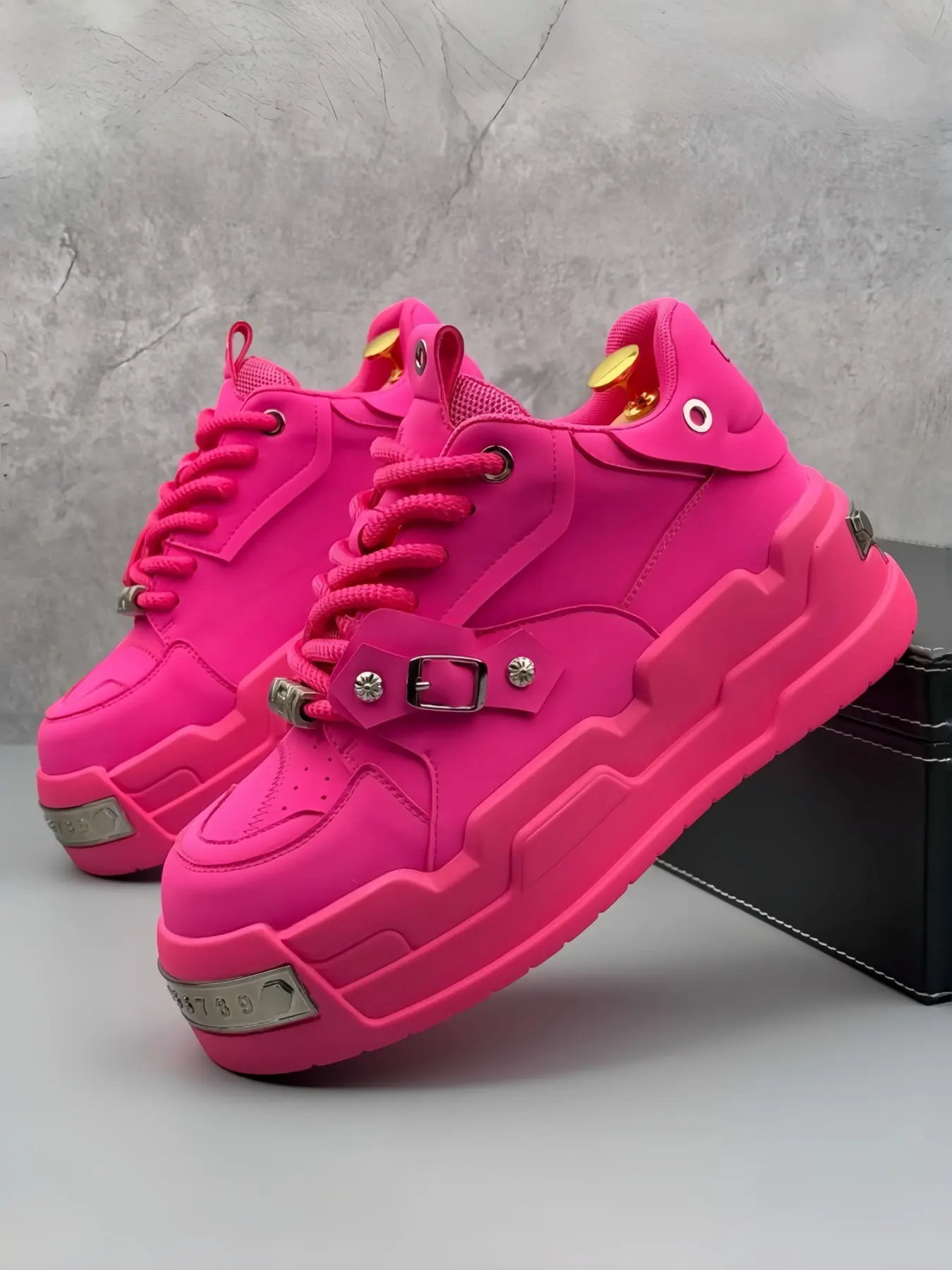Unisex Thick Sole Platform Athletic Sneaker Skate Shoes Sports Shoes in Punk Style, Stylish Comfortable Design with Non-Slip Durable Feature for Students & Streetwear Enthusiasts, Platform Sneakers, Thick Soled Sneakers