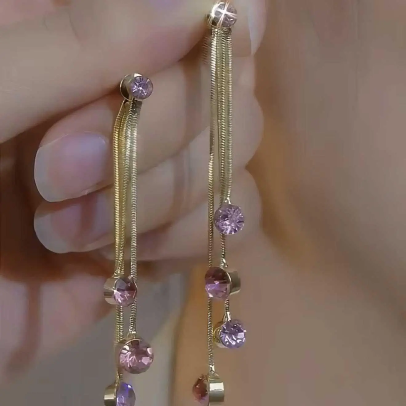 Women's Rhinestone Threader Earrings, Elegant Long Tassels, Influencer Style, Round Face Fit, Unique Delicate Dangle Costume Jewelry, HNAM92
