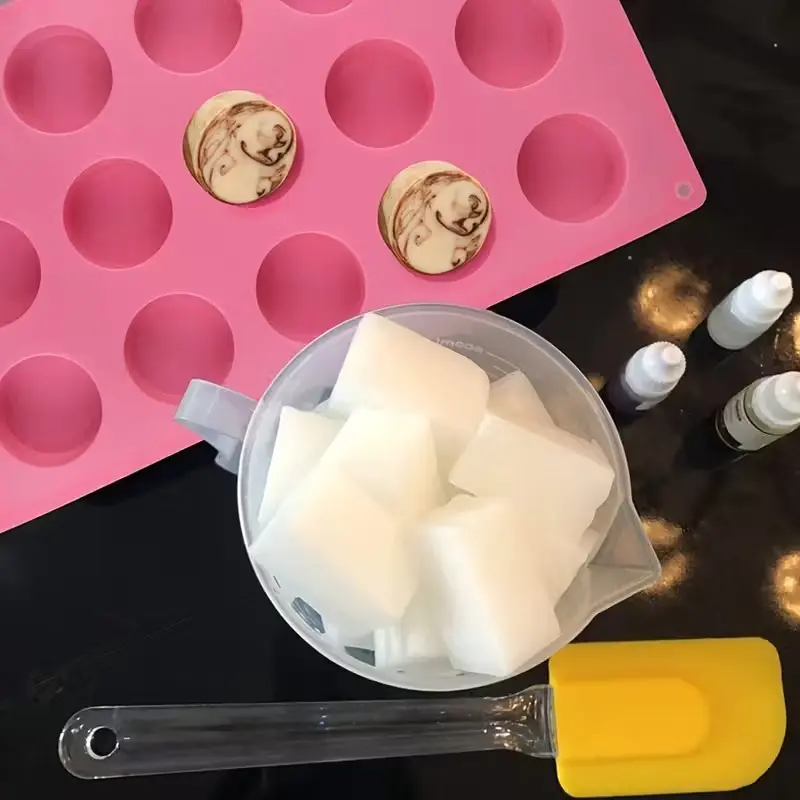 Versatile 15-Cavity Silicone Mold for Crafts, Easy Soap Making, Bath Bomb Molds, Candle Casting Tool, Durable and Reusable Design