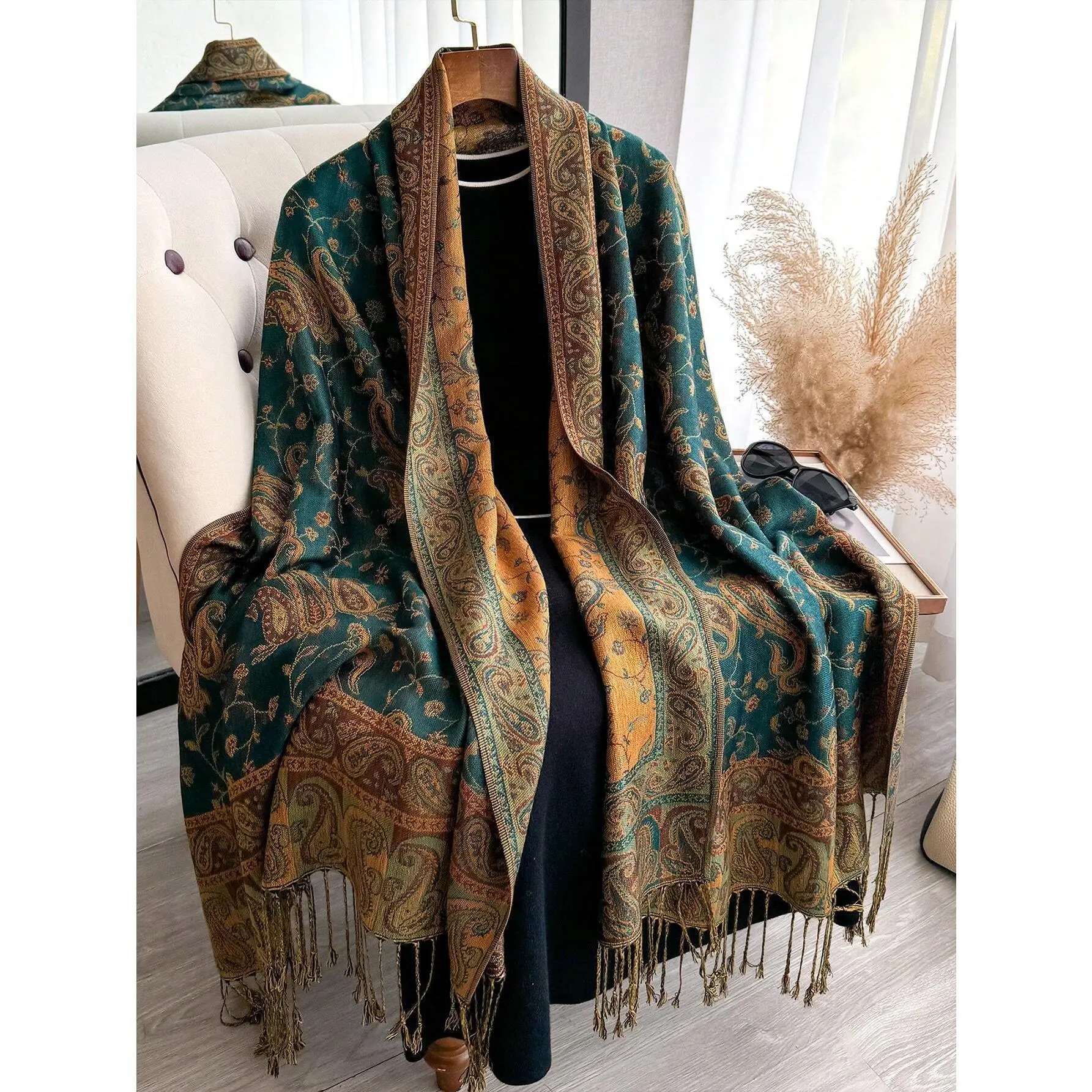 2025 New Pashmina Women Scarf Bohemia Paisley Shawl Wrap Paisley Jacquard Flowers Cashmere Classic Tassels 70X190cm