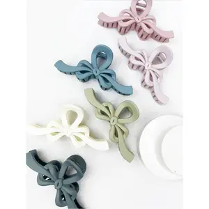 Knotted Bow Matte Claw Clip