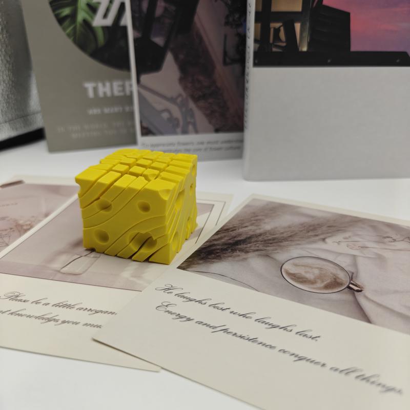 Color-Changing Shape-Shift Slime Cube – Ultimate Stress Relief Fidget Toy for Office, Travel & Holiday Gifts