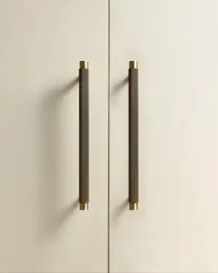 MERCER KNURLED CABINET PULL IN ANTIQUE BRASS