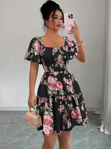 Floral Print Ruffle Hem Short Sleeve Casual Dress - Vacation Style for Women