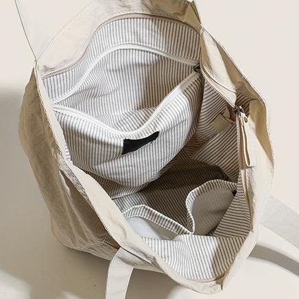 Minimalist Large-Capacity Canvas Tote Bag Versatile Shoulder Handbag for Commuting and Students Waterproof Nylon Casual Women's Bag