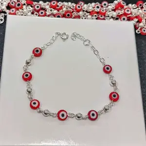 Pulsera color rojo.Red bracelet