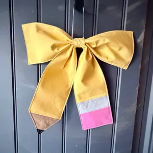 Pencil Bow Doorhanger