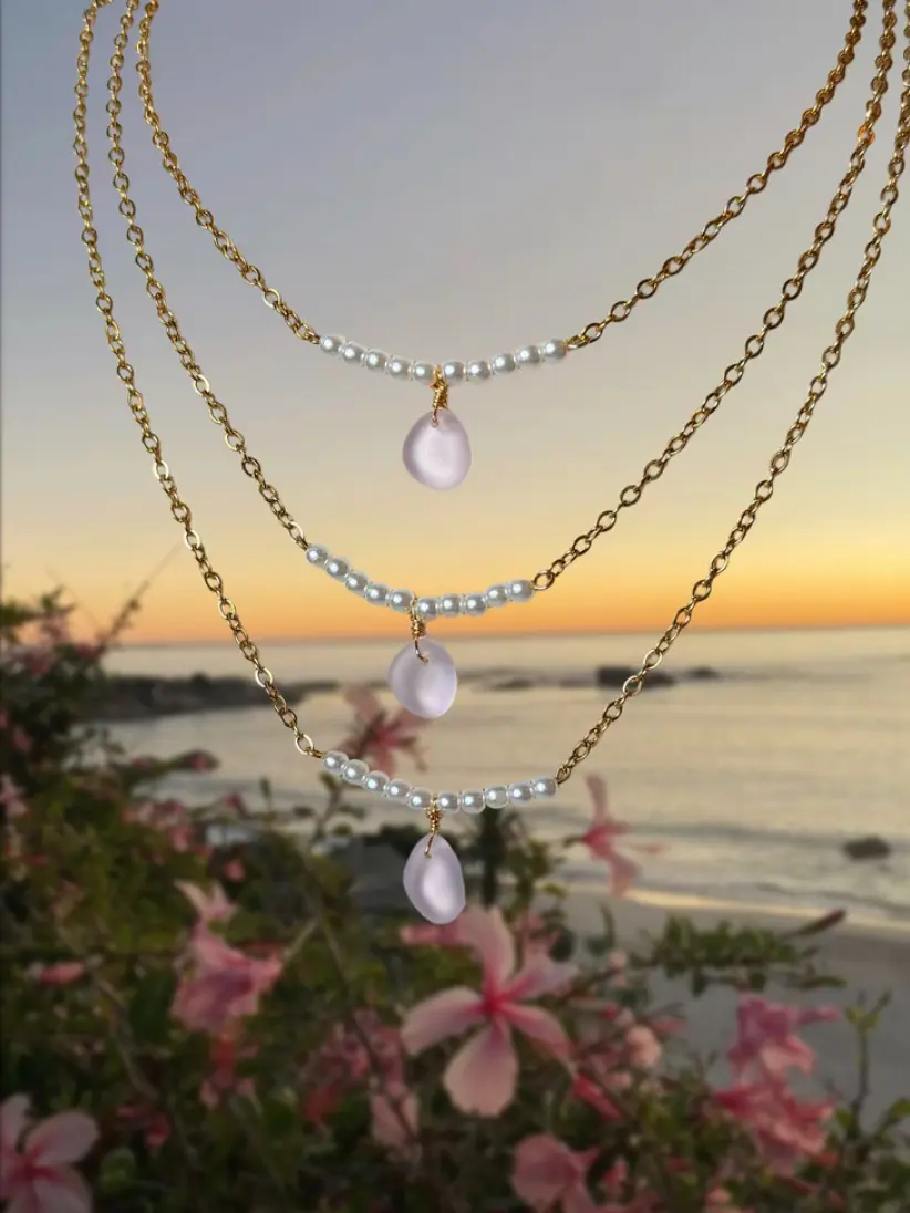 PINK SKIES SEAGLASS NECKLACE 18k gold plating