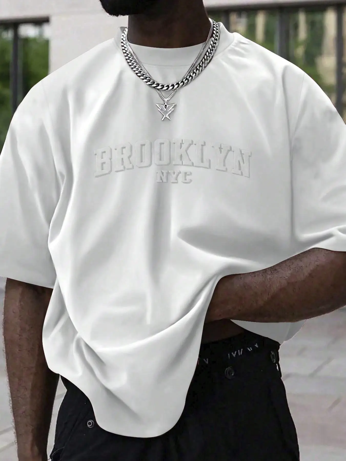 Men's Plain Letter Embossed Drop Shoulder Tee, Regular Fit Casual Short Sleeve Round Neck T-shirt for Summer, Fashion Men's Top for Daily Wear