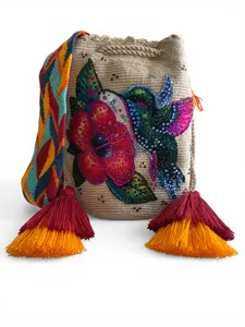 Wayuu Bag L Hummingbird Decorated Unique Handmade Artisan Bag