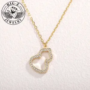 Gourd-shaped pendant necklace, light luxury niche, high-end micro-inlaid zircon clavicle chain, ladies' temperament, versatile accessories, bring good luck and blessing birthday gifts for mothers and girlfriends