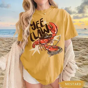 Comfort Colors Yee Claw Lobster T-Shirt, Western Crawfish Tee, Funny Southern Tshirt, Cowboy Hat Crawfish Tee