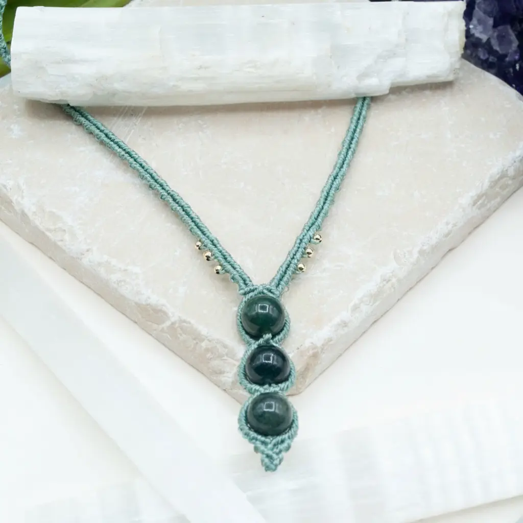 Macrame Triple Stone Necklace – Green Moss Agate
