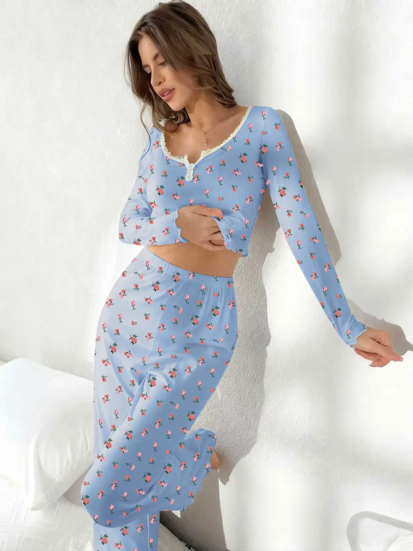 Women's Ditsy Floral Print Long Sleeve Fitted Pajama Set, Nightwear Loungewear Set, Pjs, Soft Breathable Fabric, Casual Home Wear, Elegant & Comfortable Loungewear Sleepwear for Daily Use, Womenswear