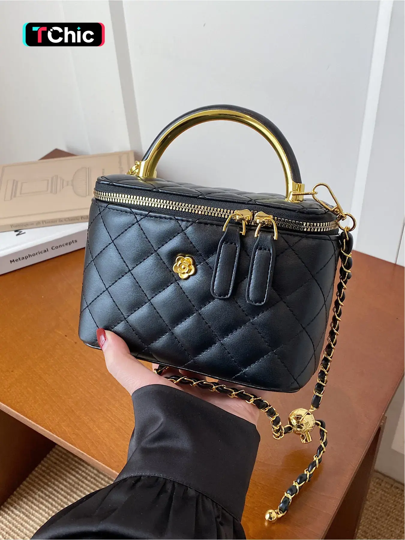 Elegant Small Embroidered Handbag with Fashionable Rhombus Embroidery Design, Casual Trendy Handbag, Stylish Shoulder Crossbody Bag, Perfect for Daily Use, Aesthetic Handbag