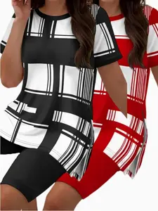 Women's 2-Piece Casual Plaid Print Tunic and Shorts Set, Crew Neck Stretchy Short-Sleeve Top with Split Detail Matching Clothes， Everyday Casual Attire Matching Clothes
