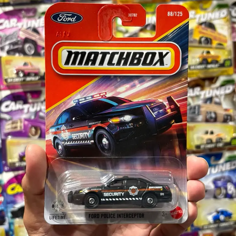 Mbox Ford Police Interceptor diecast car 1:64 scale