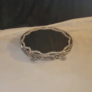 Elegant Black and Silver Crystal Vanity Tray – Unique Round Mirror Display with Gemstone Feet  #VanityTray #CrystalTray #LuxuryVanity #ElegantDecor #BlackAndSilver #JewelryHolder #PerfumeTray #GlamorousDecor #HomeAccent #HandcraftedTray #GiftForHer #Luxur