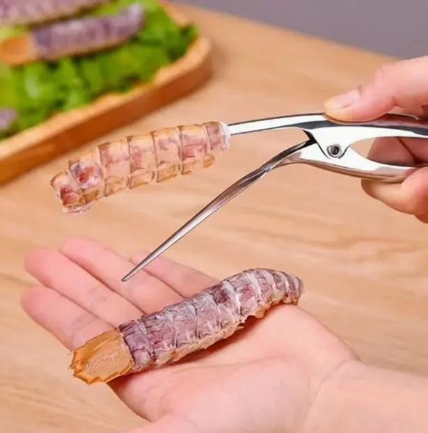 Looking for labor-saving kitchen seafood sheller tongs? One-piece rust-proof metal structure combines clamping jaws and thin pointed pick, fits all common crustaceans for weekend seafood feast cooking