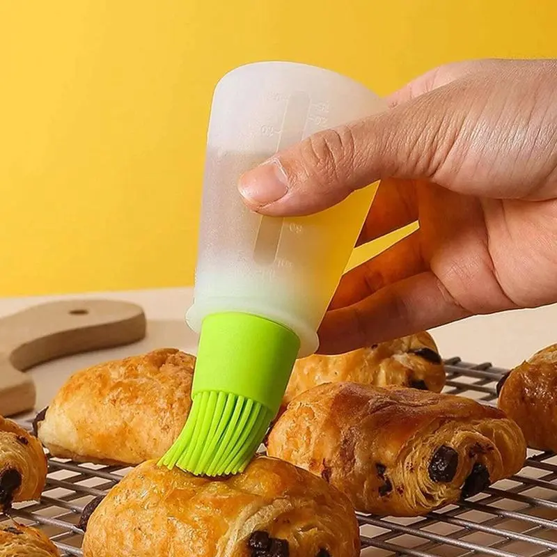 1 Count Silicone Oil Bottle Brush, Portable Sauce & Oil Dispenser with Scale for Kitchen Camping Barbecue