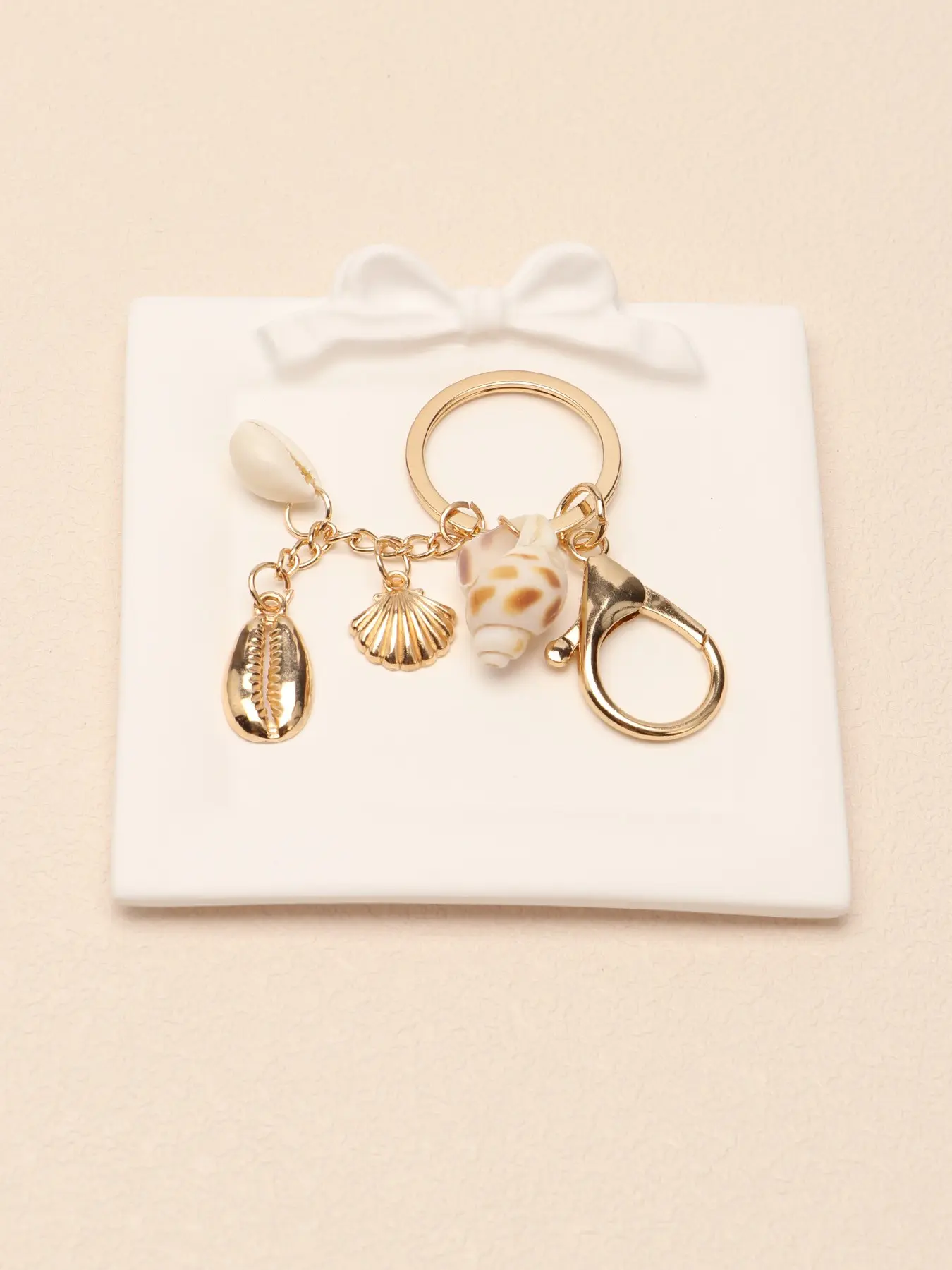 Summer Beach Coastal Shell Pearl Keychain, Fashion Starfish Conch Key Chain, Bag Pendant, Bag Charms, Unique Style, One Piece Set
