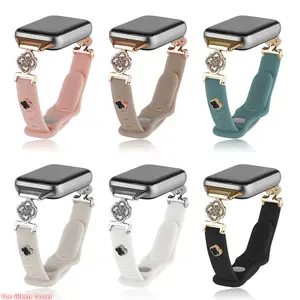 Four Leaf Clover Silicone Watch Band Set, Premium Texture Wrist Strap Compatible With Apple Watch, Huawei And Xiaomi Smart Watch, Stylish Matching Accessory For Daily Casual And Daily Outfit Wear (No watch)