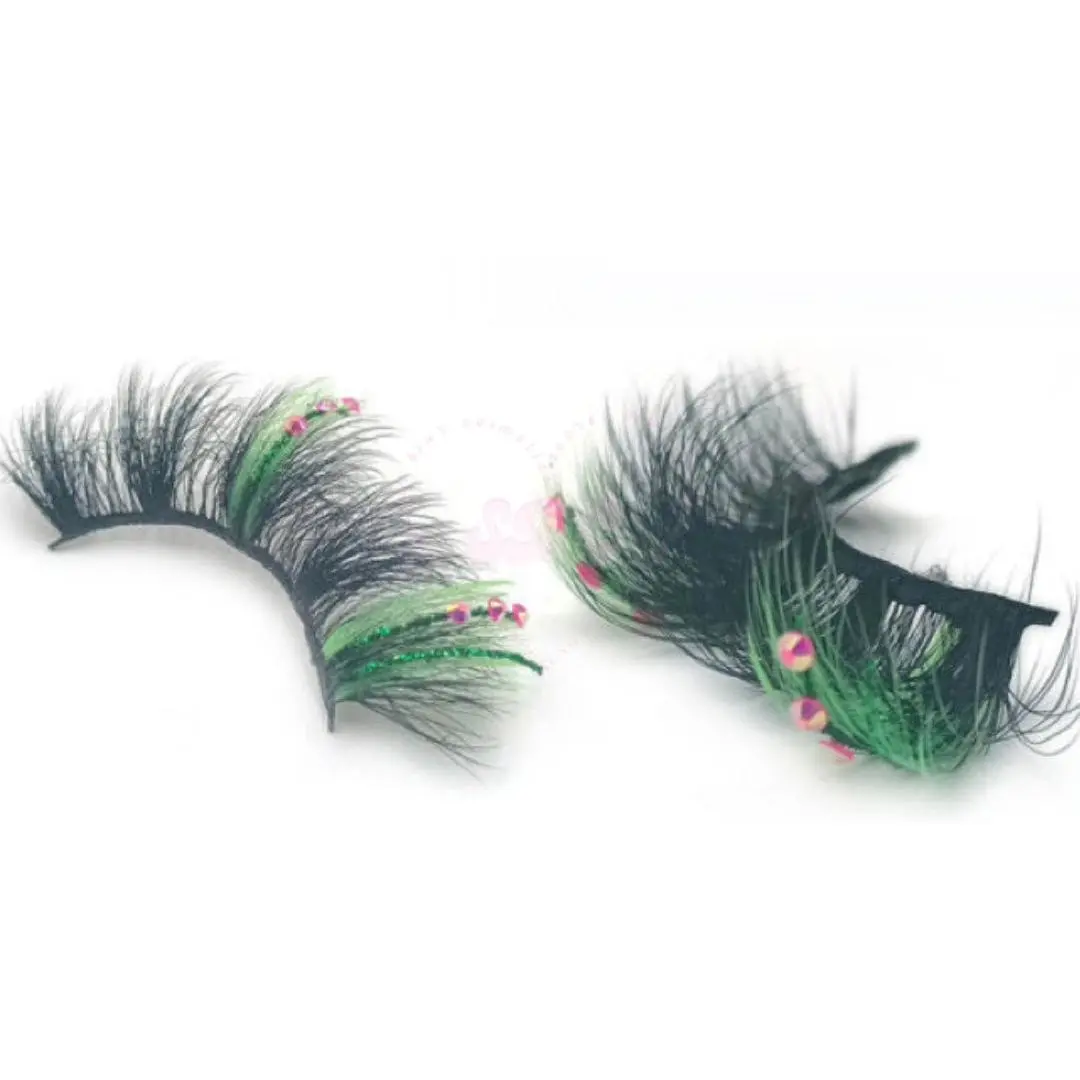 Secret Blur Cosmetics Lucky Lashes - Lightweight and Easy-to-Apply Makeup Lashes for Versatile Application