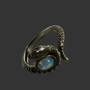 High Grade Natural Opal Ring - Silver-Plated Copper，Multicolor Crystal Design, Adjustable Fit, Natural Materials, Authenticity Key