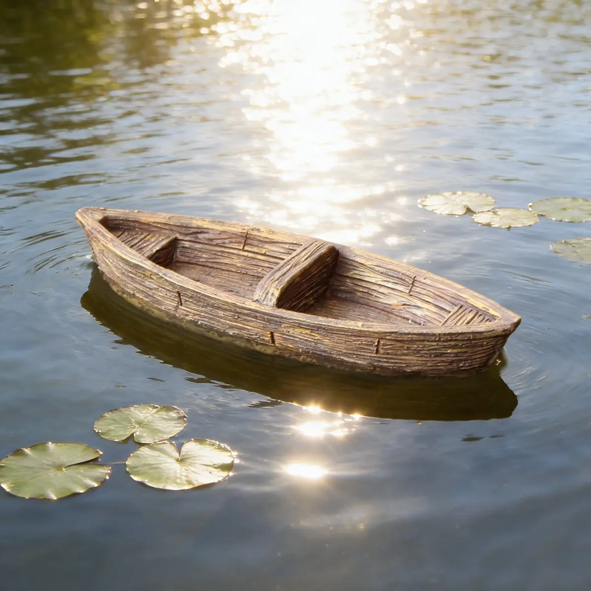 Unique Floating Boat Figurine, Classic Style, Decorative Pond Decoration, Garden Yard Decor, Garden Statue, Spring Summer Gift, Housewarming Present, Party Favor, Home Decor Ornaments
