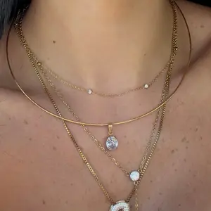 EVRY JEWELS Gold or Silver Plated Women's Hypoallergenic Main Character Necklace