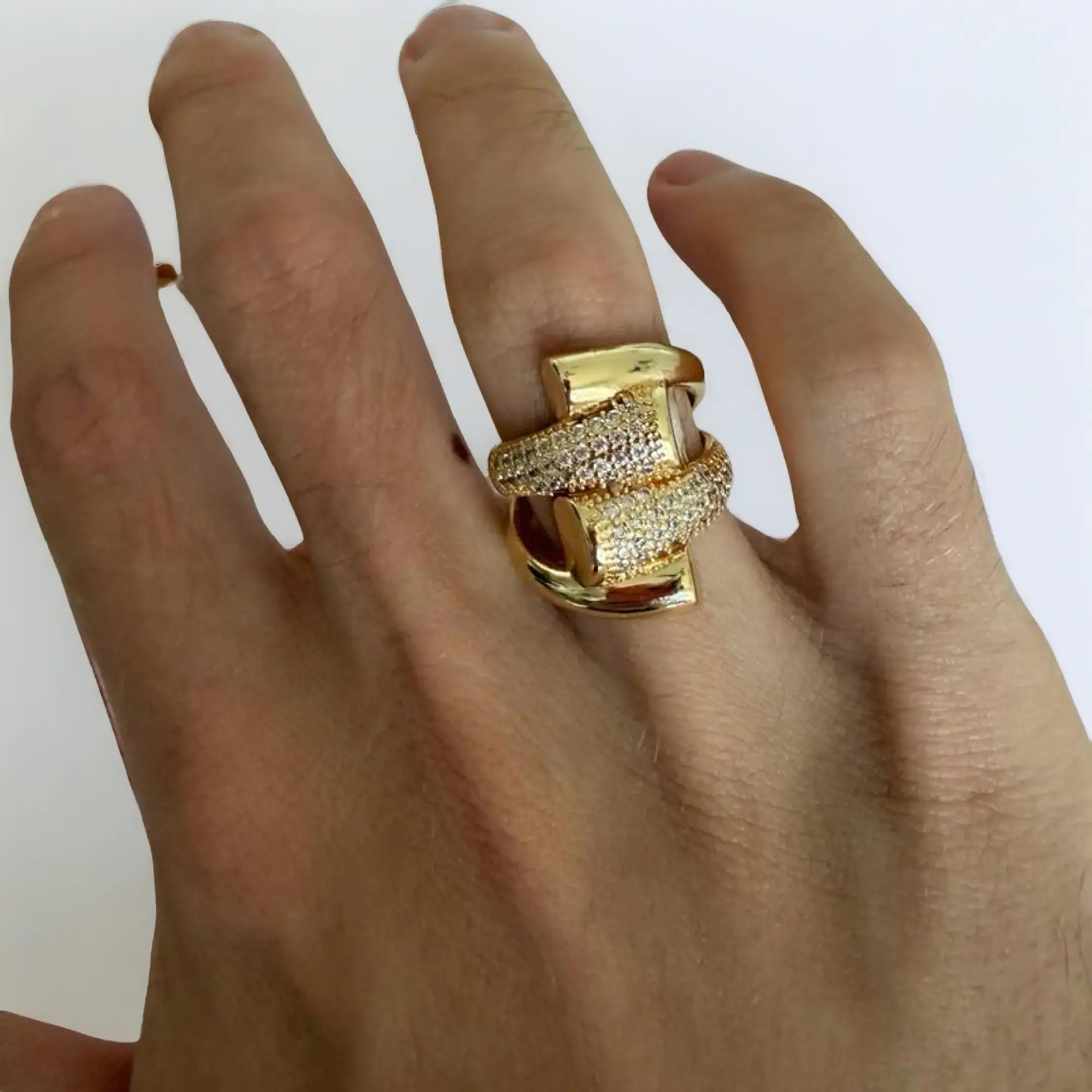 Amtiari Chunky Rhinestone Ring – Adjustable, Water Resistant, Daily Use, High-Quality 14K Gold Plated, Lightweight