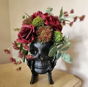 Halloween Centerpiece, Skull Centerpiece, Halloween Table Decoration, Fall Centerpiece for Table, Fall Decor, Halloween Floral Arrangement