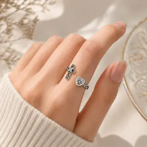 Heart Shaped Vintage Oil-Drip Cross Adjustable Ring - Open Design Artificial Gemstone Jewelry for Men & Women, Heart Shaped Ring, Adjustable Rings