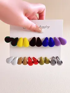 Women's Water Drop Earrings, Faux Fur Touch Jewelry for Autumn Winter, Elegant Design for Women Daily Wear & Gifts