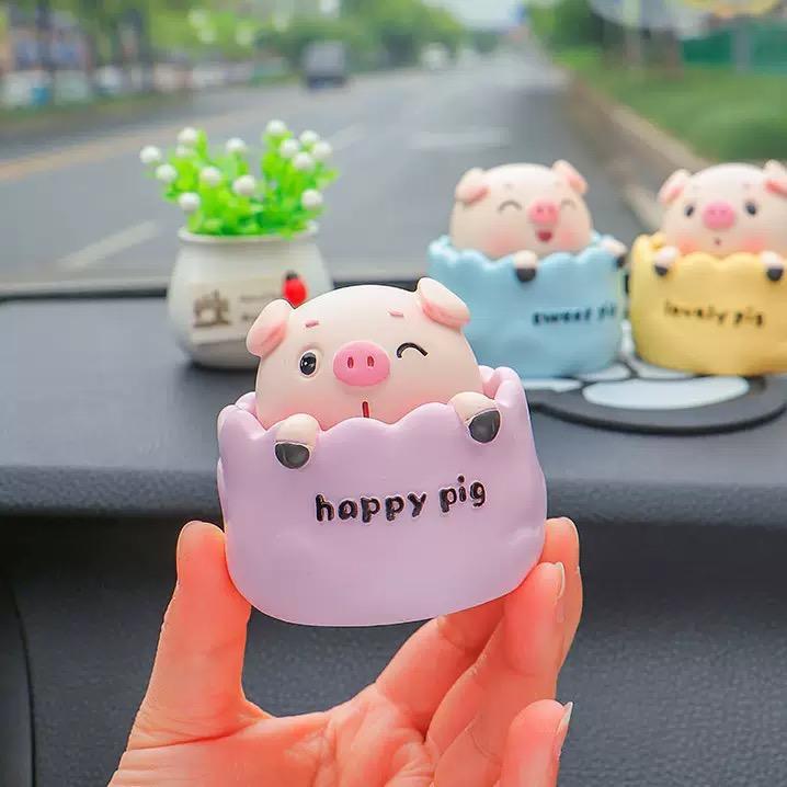 Cute Car Dashboard Decoration, Lovely Rocking Head Ornament Car Decor for Dash, Funny Car Bobblehead Ornaments for Dashboard Car Accessories Interior for Women and Men