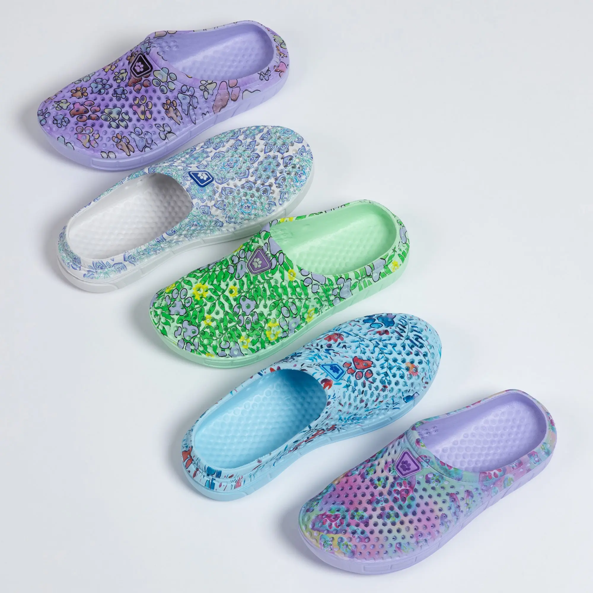 Women's Pastel Animal Print Slip-On Clogs - Breathable Lightweight Round Toe Casual Slippers, Fun Fashion Footwear