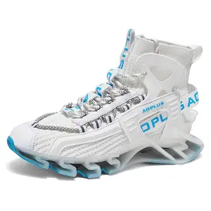 Men's platform high-heeled shoes - slimming and versatile, breathable, suitable for sports and casual wear - the must-have accessory for men's daily outfits.