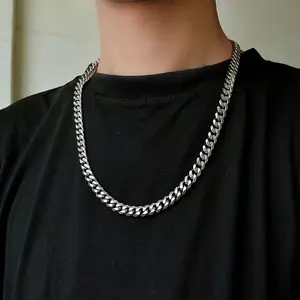 1pcs men's simple chain necklace lengthened and widened titanium steel necklace does not lose color daily wear versatile hip-hop punk style fashion pop jewelry party gifts men and women can wear classic fashion with hipster necklace jewelry