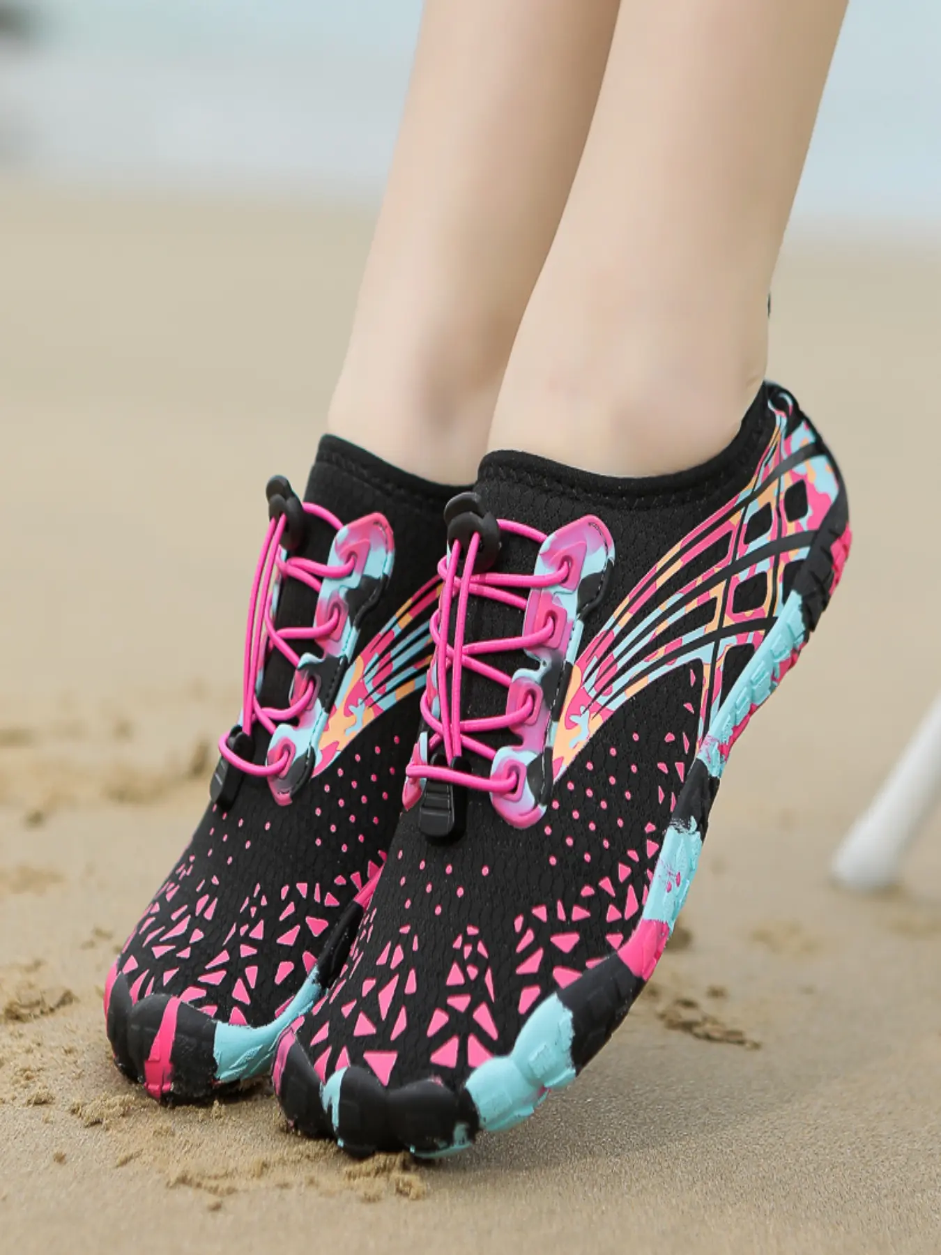 Women's Multifunctional Shoes for Swimming, Diving, Walking, Hiking, Running, Climbing, Non-Slip Outdoor Water Shoes, Suitable for Couples