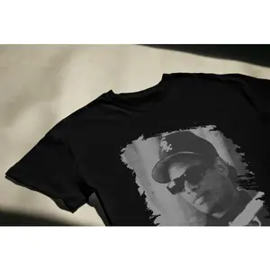 Eazy E Retro Unisex Heavy Cotton Tee - Classic Hip Hop Style T-Shirt  Hoodie  Sweatshirt